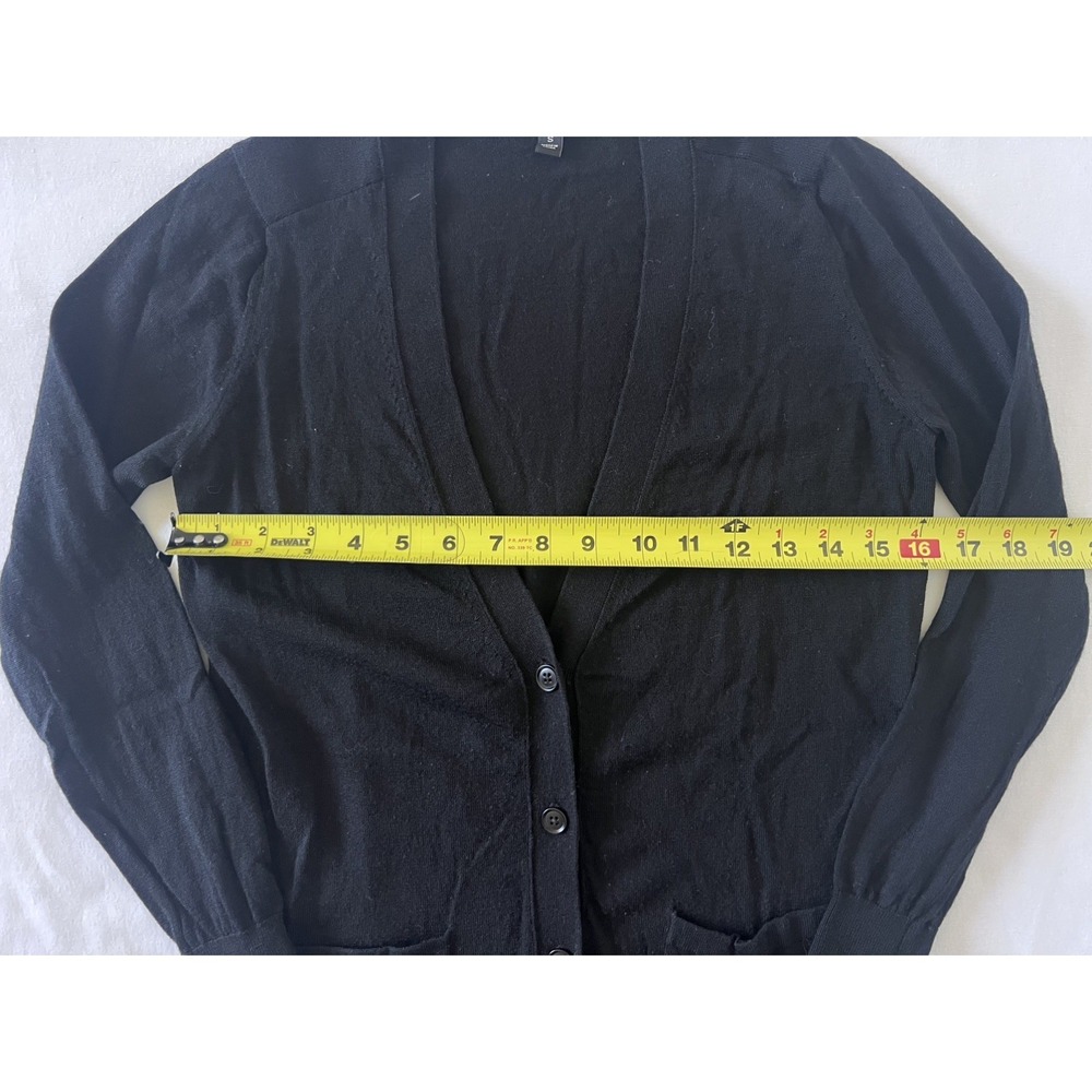 Banana Republic 100% Fine Merino Wool Black Button Up Cardigan Sweater Size S - Picture 5 of 8